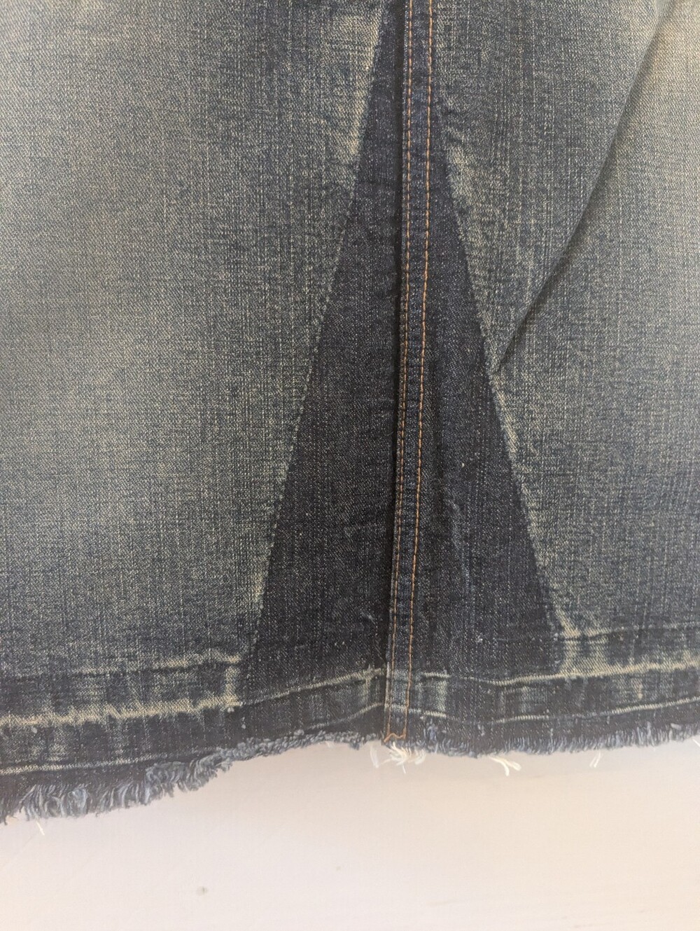 💠 lei Denim Dark Wash Pencil Skirt W/ Raw Hem; Size: 5 - Picture 6 of 8